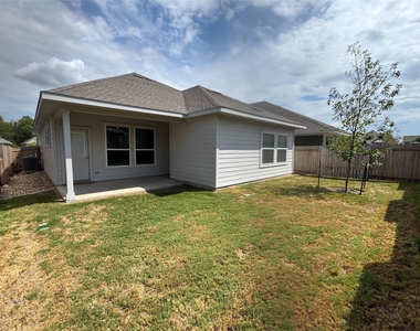 105 Sorghum Dr - Photo Thumbnail 23