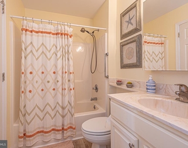 18565 Orton Circle - Photo Thumbnail 16