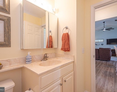18565 Orton Circle - Photo Thumbnail 17