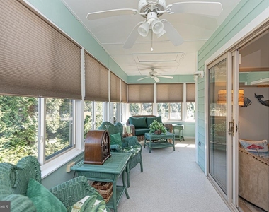 18565 Orton Circle - Photo Thumbnail 8