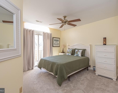 18565 Orton Circle - Photo Thumbnail 18