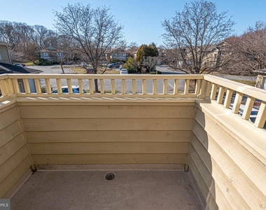 18565 Orton Circle - Photo Thumbnail 20