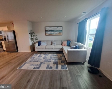 32035 Windjammer Drive - Photo Thumbnail 2