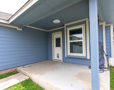18405 Tall Grass Prairie Dr - Photo Thumbnail 27