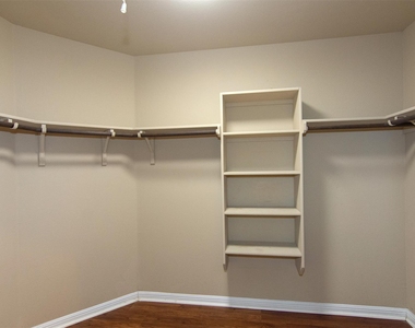 18405 Tall Grass Prairie Dr - Photo Thumbnail 15