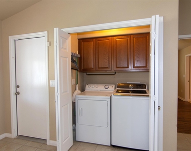18405 Tall Grass Prairie Dr - Photo Thumbnail 16