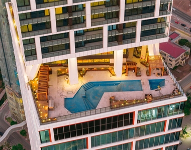 98 Red River St - Photo Thumbnail 25
