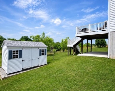 362 Neverland Drive - Photo Thumbnail 6