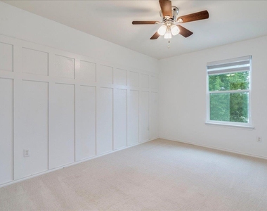 401 Waterleaf Blvd - Photo Thumbnail 20