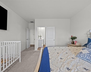 310 N Richland Dr - Photo Thumbnail 11