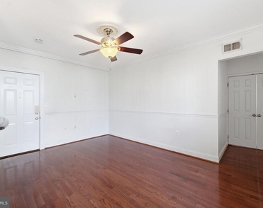 315 Evarts Street Ne - Photo Thumbnail 5