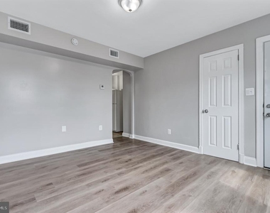 2012 Rosedale Street Ne - Photo Thumbnail 1