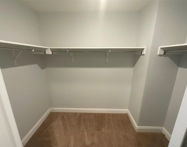 13821 Abraham Lincoln St - Photo Thumbnail 15