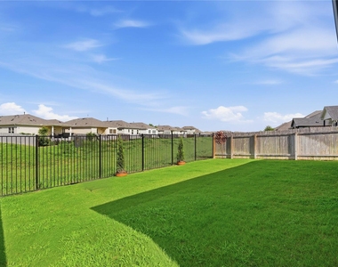 968 Blue Oak Blvd - Photo Thumbnail 2