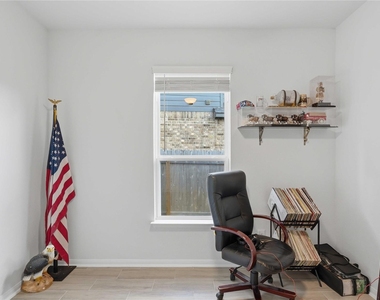 968 Blue Oak Blvd - Photo Thumbnail 19