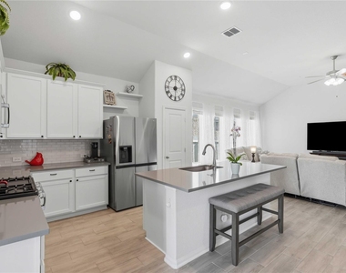 968 Blue Oak Blvd - Photo Thumbnail 14