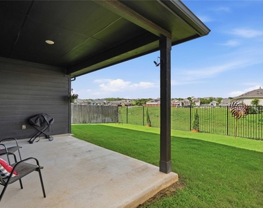 968 Blue Oak Blvd - Photo Thumbnail 4