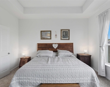 968 Blue Oak Blvd - Photo Thumbnail 8