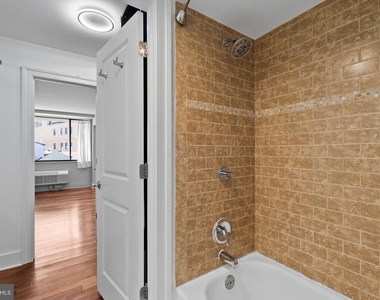 1325 18th Street Nw - Photo Thumbnail 10
