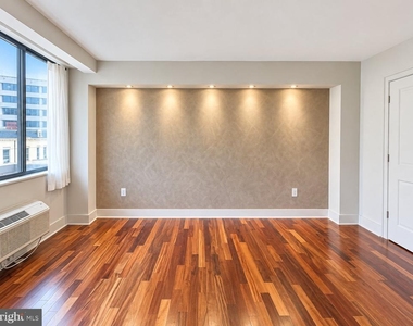 1325 18th Street Nw - Photo Thumbnail 6