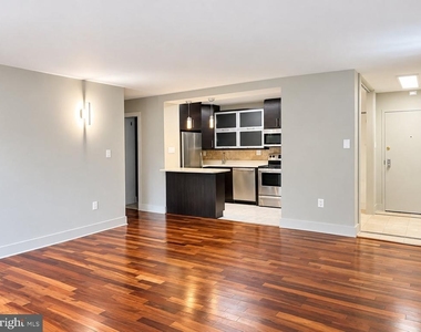 1325 18th Street Nw - Photo Thumbnail 4