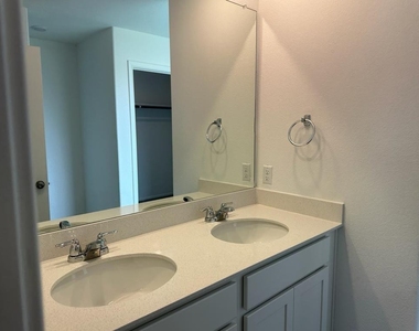 100 River Rise Rd - Photo Thumbnail 23
