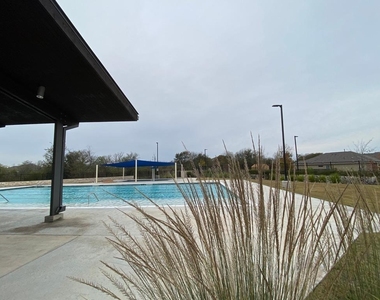 100 River Rise Rd - Photo Thumbnail 38