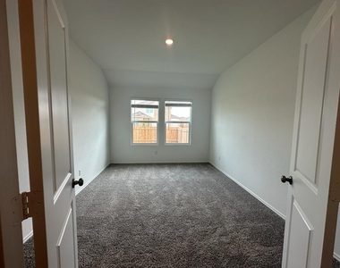 100 River Rise Rd - Photo Thumbnail 25