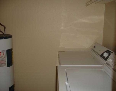 10616 Mellow Mdws - Photo Thumbnail 16