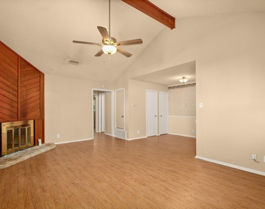 3505 Rocky Hollow Trl - Photo Thumbnail 3