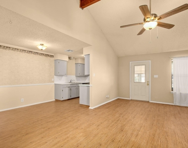 3505 Rocky Hollow Trl - Photo Thumbnail 5