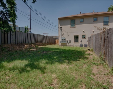 709 Franklin Blvd - Photo Thumbnail 1