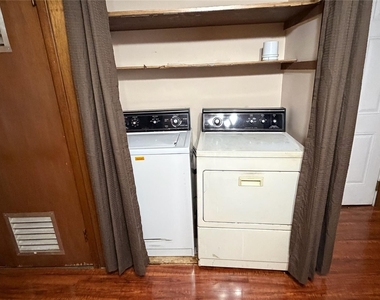 2109 E 12th St - Photo Thumbnail 12