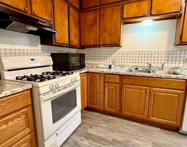 2109 E 12th St - Photo Thumbnail 6