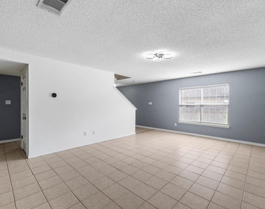 1704 Matagorda Dr - Photo Thumbnail 6