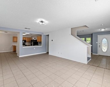 1704 Matagorda Dr - Photo Thumbnail 5