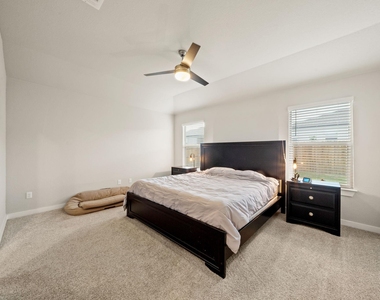 1117 Tipton St - Photo Thumbnail 14