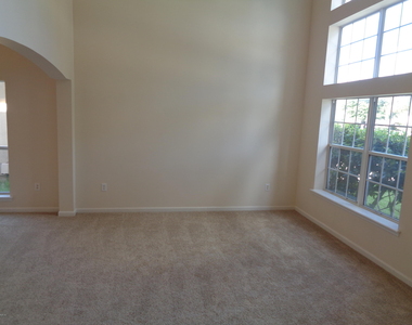682 Candlebark Drive - Photo Thumbnail 3