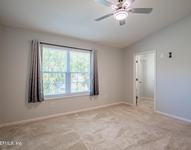 721 Crystal Way - Photo Thumbnail 22