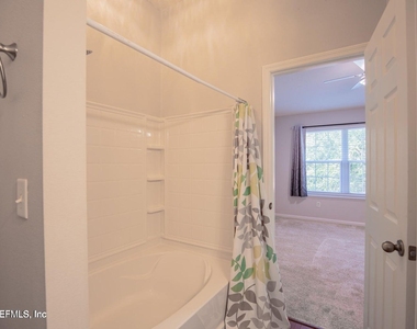 721 Crystal Way - Photo Thumbnail 25