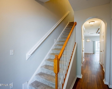 721 Crystal Way - Photo Thumbnail 1