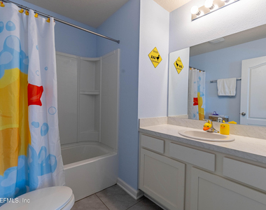 575 Oakleaf Plantation Parkway - Photo Thumbnail 19