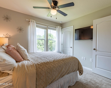 575 Oakleaf Plantation Parkway - Photo Thumbnail 13