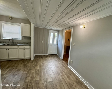 3508 Myra Street - Photo Thumbnail 7