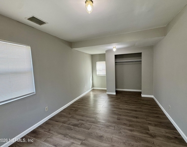 3508 Myra Street - Photo Thumbnail 9