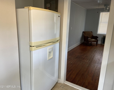 1651 Glendale Street - Photo Thumbnail 13
