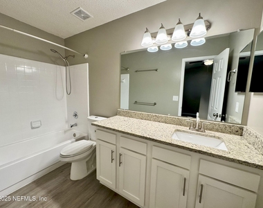 3625 Lumberjack Way - Photo Thumbnail 10
