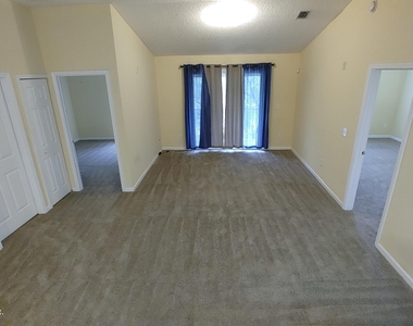 7058 Snowy Canyon Drive - Photo Thumbnail 6