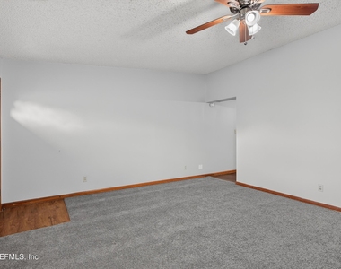 11462 Elane Drive - Photo Thumbnail 6