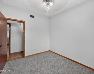 11462 Elane Drive - Photo Thumbnail 20
